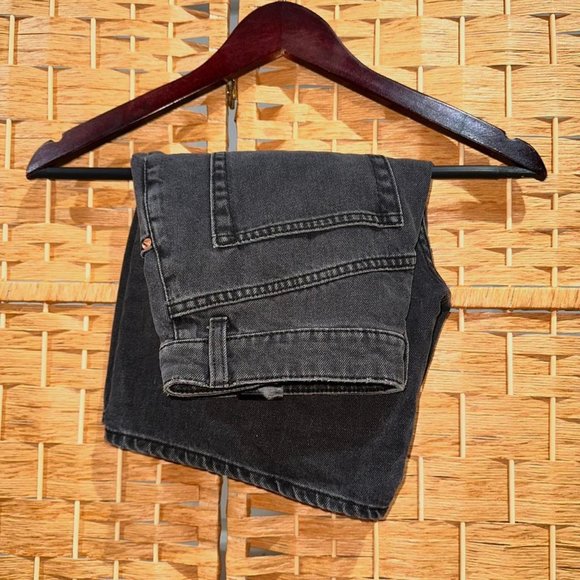 Dark Wash, High-Waisted, Mom-Fit Midi/Bermuda Denim Shorts - Picture 3 of 3